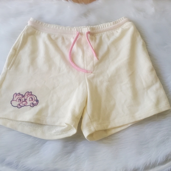Disney Parks Chip N Dale Cream Sweat Shorts, Size Medium - Picture 2 of 5